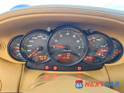 Zdjęcie 9 z 12 samochodu: 2000 PORSCHE 911 CARRERA 2 VIN:WP0CA2994YS653213 - miniatura