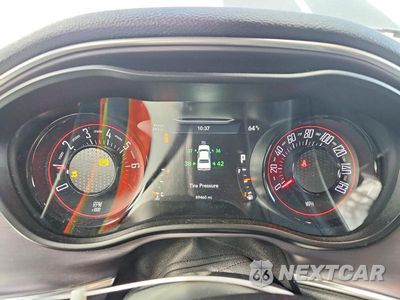 Zdjęcie 9 z 12 samochodu: 2016 DODGE CHALLENGER SXT VIN:2C3CDZAG7GH120261 - miniatura