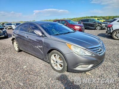 Czwarte zdjęcie samochodu z boku: 2011 HYUNDAI SONATA LIMITED VIN:5NPEC4AC6BH261359 - miniatura