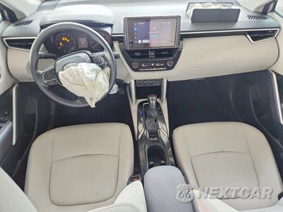Zdjęcie 8 z 13 samochodu: 2025 TOYOTA COROLLA CROSS L VIN:7MUAAAAG8SV129922 - miniatura