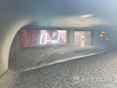 Zdjęcie 9 z 12 samochodu: 2014 TOYOTA PRIUS C ONE VIN:JTDKDTB32E1069635 - miniatura