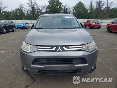 Piąte zdjęcie samochodu w środku: 2014 MITSUBISHI OUTLANDER SE VIN:JA4AZ3A32EZ009476 - miniatura