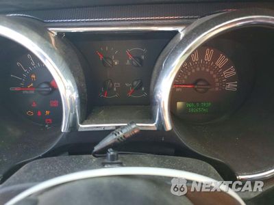 Zdjęcie 9 z 13 samochodu: 2006 FORD MUSTANG GT VIN:1ZVHT82H165210952 - miniatura