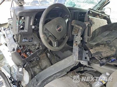 Zdjęcie 8 z 13 samochodu: 2014 GMC SAVANA G1500 VIN:1GTS7AFX2E1150742 - miniatura
