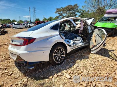 Trzecie zdjęcie samochodu z tyłu: 2020 HYUNDAI SONATA LIMITED VIN:5NPEH4J20LH049941 - miniatura