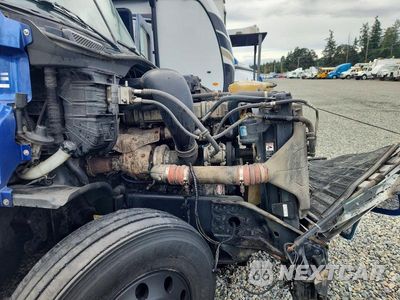 Zdjęcie 11 z 13 samochodu: 2014 FREIGHTLINER CASCADIA SEMI TRUCK VIN:3AKJGLD56ESFS4542 - miniatura