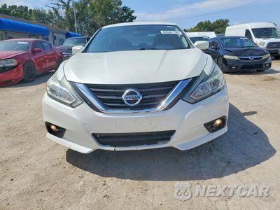 Piąte zdjęcie samochodu w środku: 2016 N ALTIMA VIN:1N4AL3AP1GC271074 - miniatura