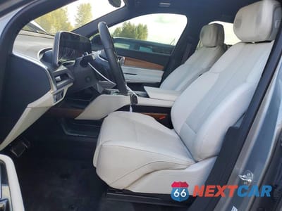 Zdjęcie 7 z 14 samochodu: 2026 CADILLAC VISTIQ SPORT VIN:1GYC3NML4TZ705335 - miniatura
