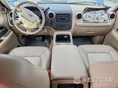 Zdjęcie 8 z 13 samochodu: 2004 FORD EXPEDITION EDDIE BAUER VIN:1FMFU18L14LB46460 - miniatura
