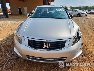Piąte zdjęcie samochodu w środku: 2009 HONDA ACCORD LX VIN:1HGCP26349A197933 - miniatura