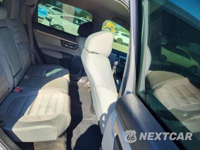 Zdjęcie 11 z 13 samochodu: 2019 HONDA CR-V LX VIN:2HKRW5H30KH413012 - miniatura