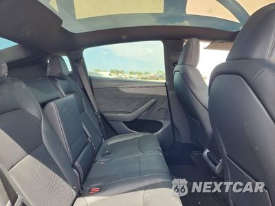 Zdjęcie 10 z 13 samochodu: 2026 TESLA MODEL Y VIN:7SAYGDED8TA740001 - miniatura