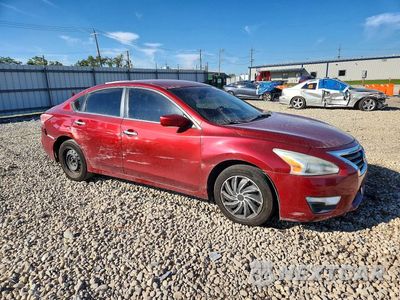 Czwarte zdjęcie samochodu z boku: 2013 NISSAN ALTIMA 2.5 VIN:1N4AL3AP7DC208492 - miniatura