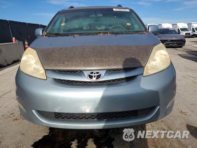 Piąte zdjęcie samochodu w środku: 2010 TOYOTA SIENNA XLE VIN:5TDYK4CC5AS318138 - miniatura