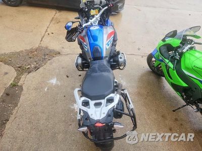 Zdjęcie 6 z 9 samochodu: 2018 BMW R1200 GS VIN:WB10A6105JZ656929 - miniatura