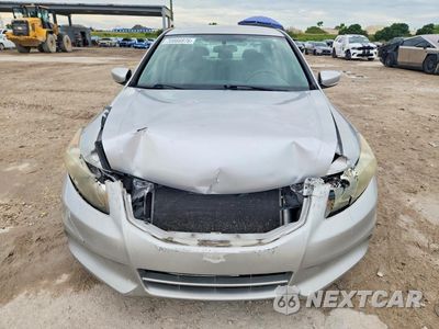 Piąte zdjęcie samochodu w środku: 2011 HONDA ACCORD LX VIN:1HGCP2F39BA109688 - miniatura