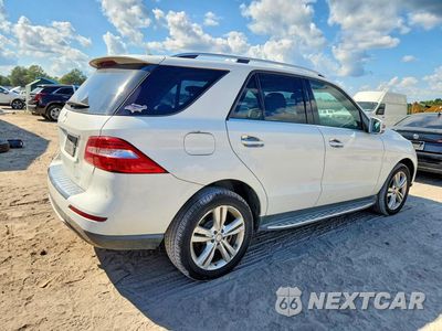 Trzecie zdjęcie samochodu z tyłu: 2015 MERCEDES-BENZ ML 350 VIN:4JGDA5JB7FA516740 - miniatura