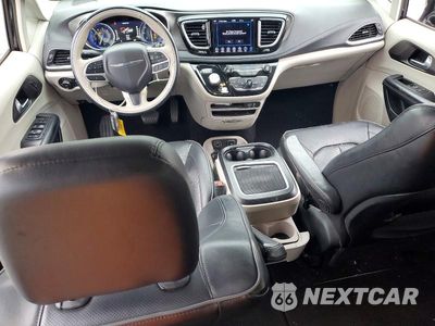 Zdjęcie 8 z 13 samochodu: 2018 CHRYSLER PACIFICA LIMITED VIN:2C4RC1GG2JR273780 - miniatura