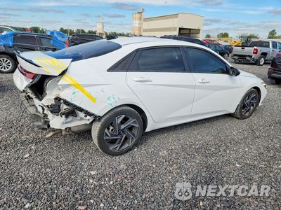Trzecie zdjęcie samochodu z tyłu: 2025 HYUNDAI ELANTRA SEL SPORT VIN:KMHLM4DG6SU058475 - miniatura