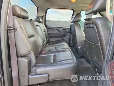 Zdjęcie 10 z 13 samochodu: 2013 GMC SIERRA K2500 DENALI VIN:1GT125E87DF228042 - miniatura