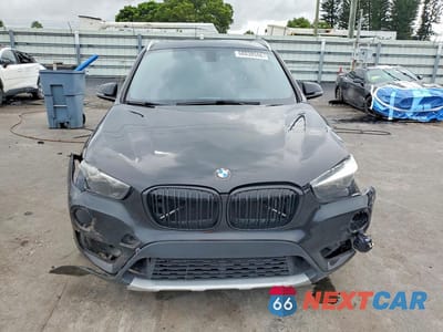 Piąte zdjęcie samochodu w środku: 2018 BMW X1 SDRIVE28I VIN:WBXHU7C37J5H41746 - miniatura