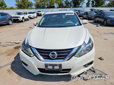 Piąte zdjęcie samochodu w środku: 2017 NISSAN ALTIMA 2.5 SL VIN:1N4AL3AP2HC498274 - miniatura