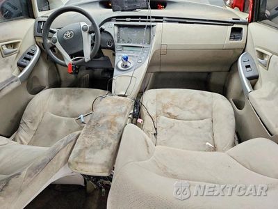 Zdjęcie 8 z 14 samochodu: 2010 TOYOTA PRIUS II VIN:JTDKN3DU5A0009500 - miniatura
