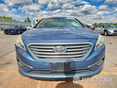 Piąte zdjęcie samochodu w środku: 2016 HYUNDAI SONATA SE VIN:5NPE24AF6GH263410 - miniatura