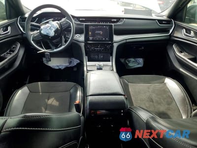 Zdjęcie 8 z 13 samochodu: 2024 JEEP GRAND CHEROKEE L LAREDO VIN:1C4RJJAG4R8626932 - miniatura