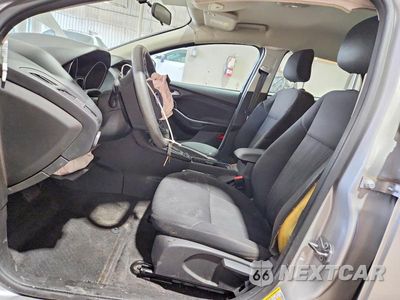 Zdjęcie 7 z 13 samochodu: 2018 FORD FOCUS SE VIN:1FADP3K23JL285344 - miniatura