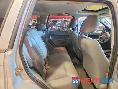Zdjęcie 11 z 13 samochodu: 2006 JEEP GRAND CHEROKEE LAREDO VIN:1J4GR48646C197743 - miniatura