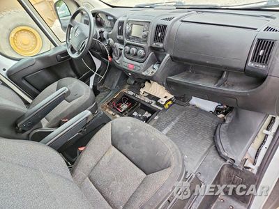 Zdjęcie 8 z 14 samochodu: 2019 RAM PROMASTER VIN:3C6URVJGXKE535872 - miniatura