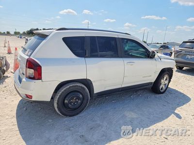 Trzecie zdjęcie samochodu z tyłu: 2014 JEEP COMPASS LATITUDE VIN:1C4NJCEA5ED890517 - miniatura
