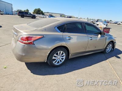 Trzecie zdjęcie samochodu z tyłu: 2015 NISSAN ALTIMA 2.5 S VIN:1N4AL3AP4FC236091 - miniatura