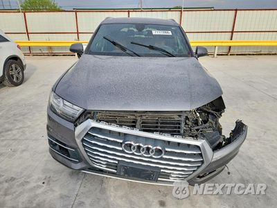 Piąte zdjęcie samochodu w środku: 2018 AUDI Q7 PRESTIGE VIN:WA1VAAF70JD007385 - miniatura