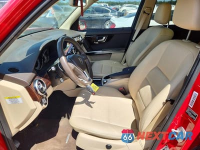 Zdjęcie 7 z 13 samochodu: 2013 MERCEDES-BENZ GLK 350 VIN:WDCGG5HB1DG066058 - miniatura