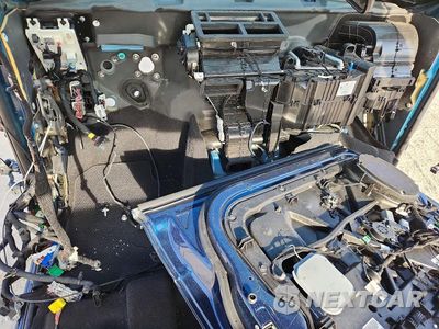 Zdjęcie 8 z 13 samochodu: 2021 RAM 2500 LARAMIE VIN:3C6UR5FL7MG534210 - miniatura