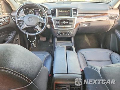 Zdjęcie 8 z 13 samochodu: 2015 MERCEDES-BENZ ML 350 4MATIC VIN:4JGDA5HB7FA613393 - miniatura