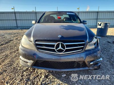Piąte zdjęcie samochodu w środku: 2014 MERCEDES-BENZ C 300 4MATIC VIN:WDDGF8AB4EG228244 - miniatura