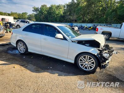 Czwarte zdjęcie samochodu z boku: 2008 MERCEDES-BENZ C 300 VIN:WDDGF54X48F149995 - miniatura