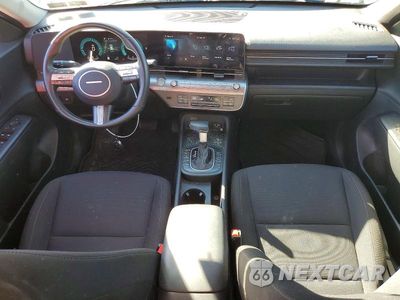 Zdjęcie 8 z 14 samochodu: 2025 HYUNDAI KONA SEL VIN:KM8HBCAB0SU191313 - miniatura