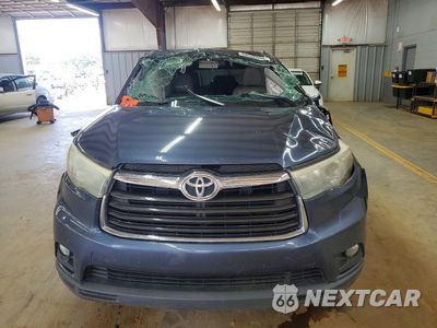 Piąte zdjęcie samochodu w środku: 2016 TOYOTA HIGHLANDER XLE VIN:5TDKKRFH2GS157749 - miniatura
