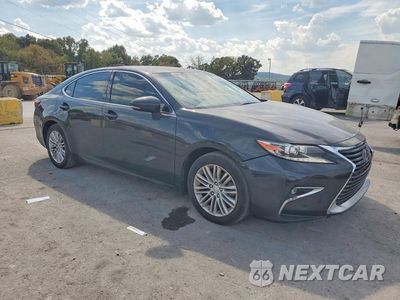 Czwarte zdjęcie samochodu z boku: 2018 LEXUS ES 350 VIN:58ABK1GG7JU099538 - miniatura