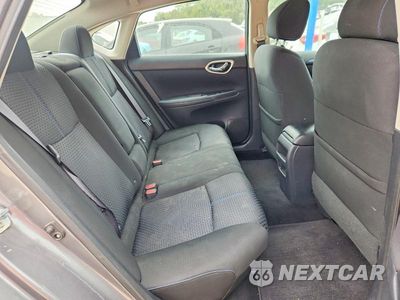 Zdjęcie 10 z 12 samochodu: 2017 NISSAN SENTRA SR VIN:3N1AB7AP1HY240200 - miniatura