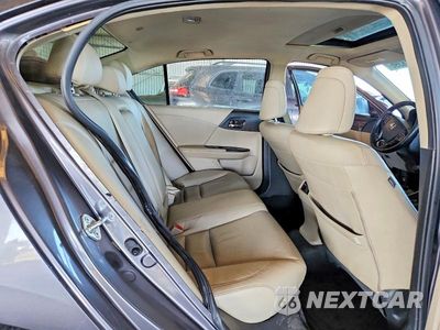 Zdjęcie 10 z 12 samochodu: 2017 HONDA ACCORD HYBRID EXL VIN:JHMCR6F54HC010127 - miniatura