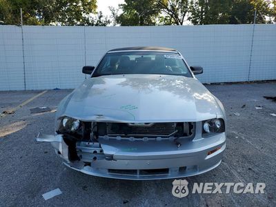 Piąte zdjęcie samochodu w środku: 2006 FORD MUSTANG GT VIN:1ZVFT85H865243711 - miniatura