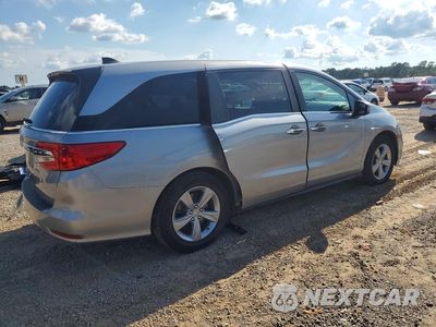 Trzecie zdjęcie samochodu z tyłu: 2018 HONDA ODYSSEY EXL VIN:5FNRL6H72JB045558 - miniatura