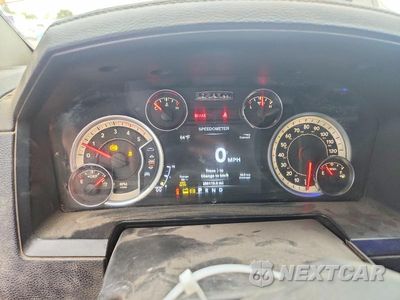 Zdjęcie 8 z 10 samochodu: 2013 RAM 3500 LARAMIE VIN:3C63RRJL1DG575183 - miniatura