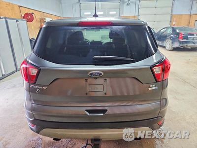 Zdjęcie 6 z 13 samochodu: 2019 FORD ESCAPE SE VIN:1FMCU9GD3KUB77180 - miniatura