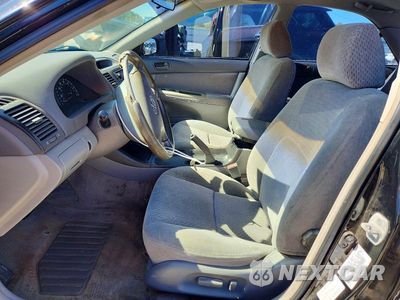 Zdjęcie 7 z 12 samochodu: 2003 TOYOTA CAMRY LE VIN:4T1BE32K13U177028 - miniatura